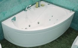 Ванна акриловая «Изабель 170» правая вид ванны в интерьере