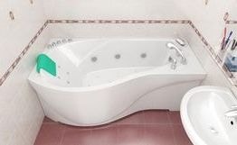 Ванна акриловая «Мишель 170» правая вид ванны в интерьере